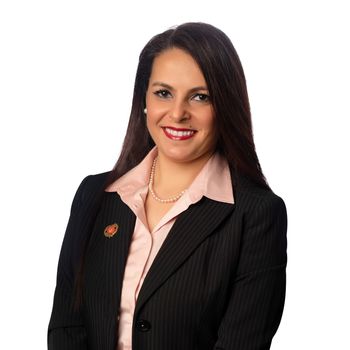 Portrait of Rania Abboud, REALTOR®.